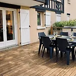 Avec Grande Terrasse à 300 M De La Cabourg