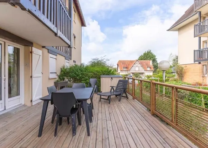 Apartment Avec Grande Terrasse A 300 M De La *