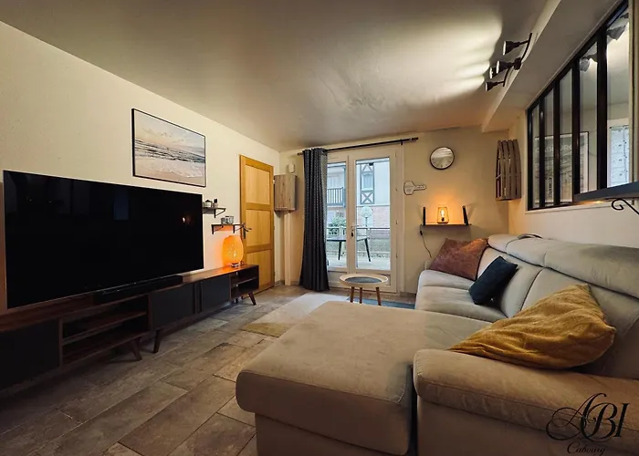 Apartment Grande Terrasse 300m Parking Prive 4 Pers Cabourg